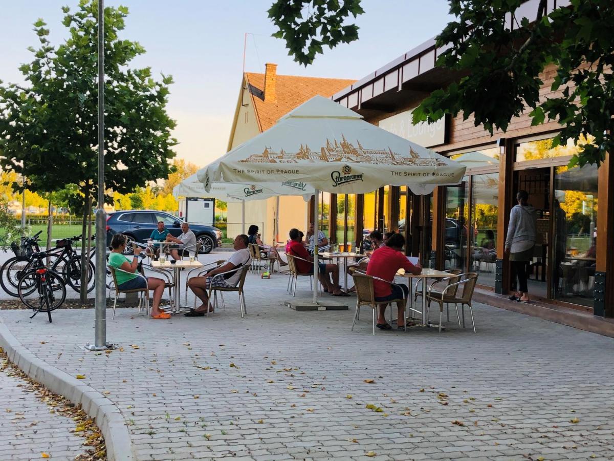 Lipót Termál Camping Kültér fotó