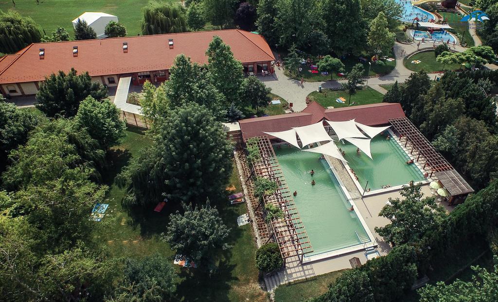 Lipót Termál Camping Kültér fotó